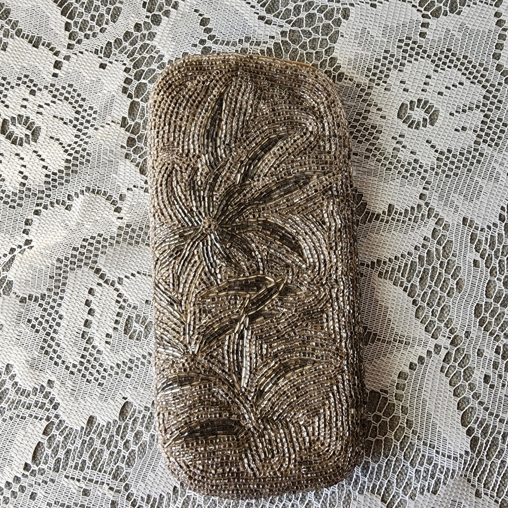 Vintage 1950s Beaded Eyeglass Case Silver Bronze Floral Glass Beads Handmade MCM